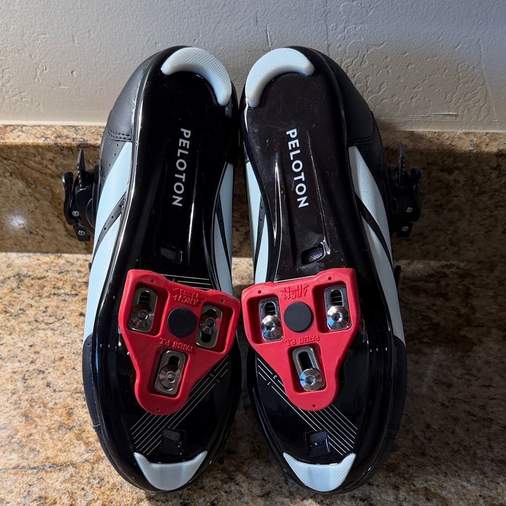 Peloton Black Cycling Shoes with Red Interior - Picture 6 of 7